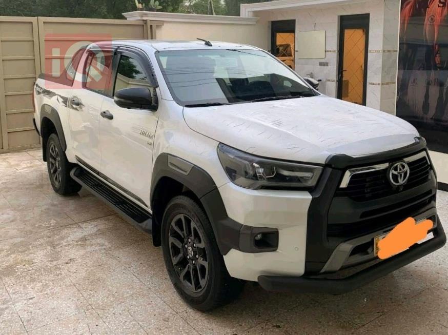 تويوتا هايلوكس